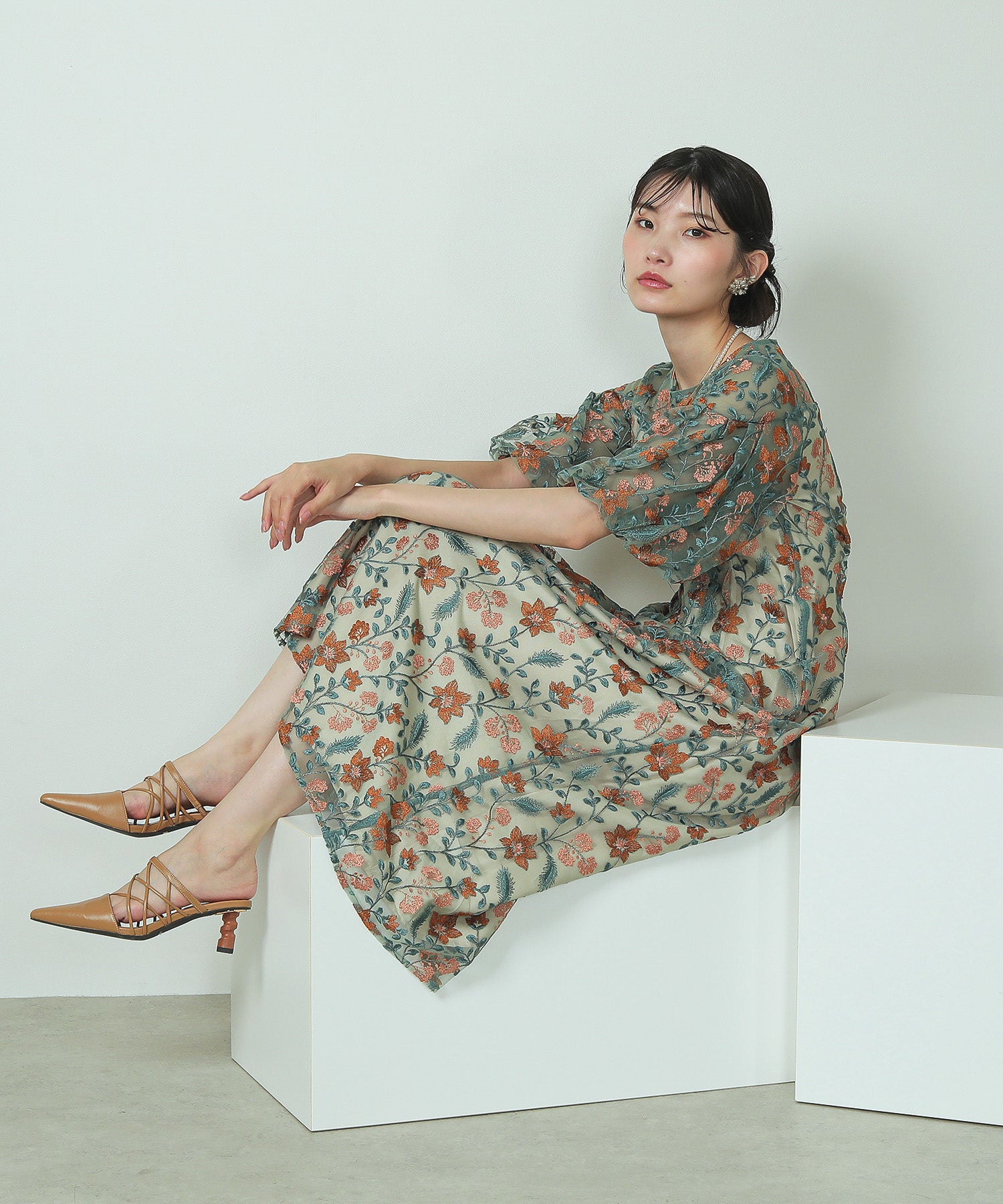 フラワー刺繍 パーティー ドレス 結婚式 お呼ばれ オケージョン