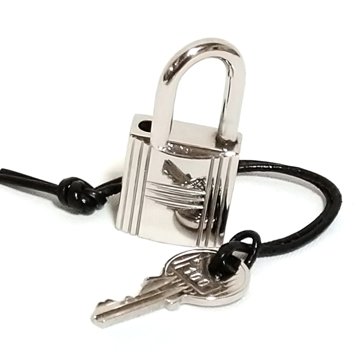 エルメス カデナ パドロック 南京錠 シルバー カギ HERMES キー 鍵